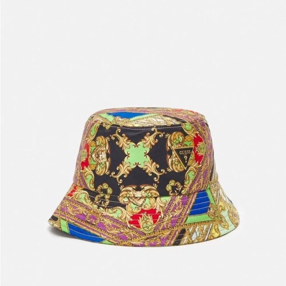 New GUESS VICE HAT GIRSL/BOYS
